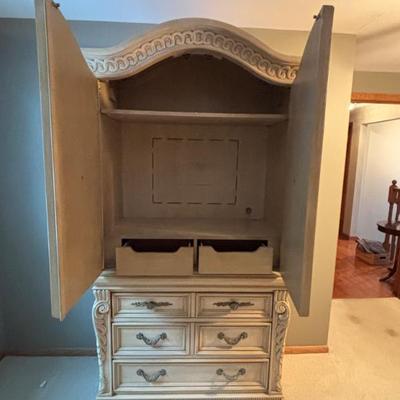 Sale Photo Thumbnail #27