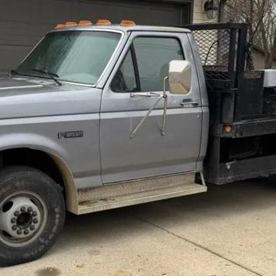 Ford 1995 Super Duty with Flat Bed