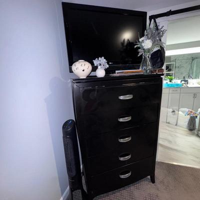 Sale Photo Thumbnail #102