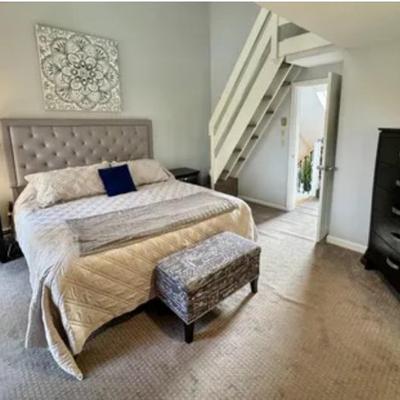 Sale Photo Thumbnail #9