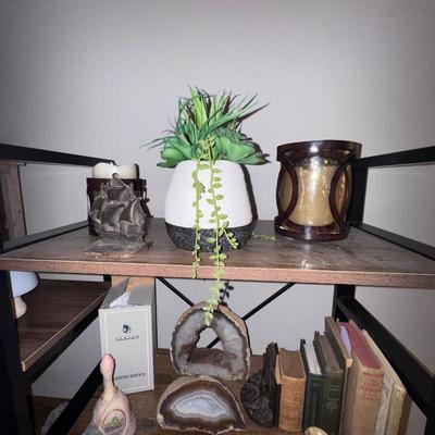 Sale Photo Thumbnail #32