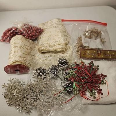 Mixed Christmas Decor and Craft Supply Lot
