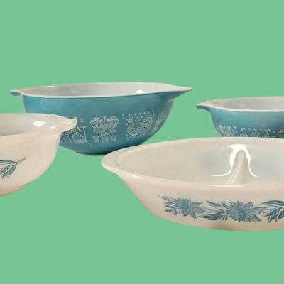 Pyrex Set