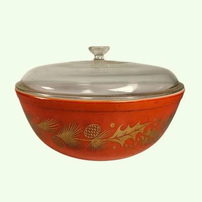 Vintage Pyrex Red Glass Casserole Dish with Gold Holly and Pinecone Decoration (and Clear Lid)