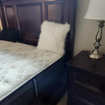 Sale Photo Thumbnail #57