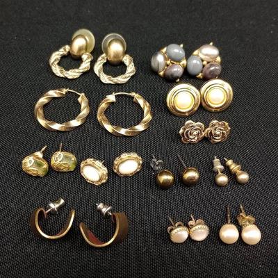 Goldtone Post Earrings #4