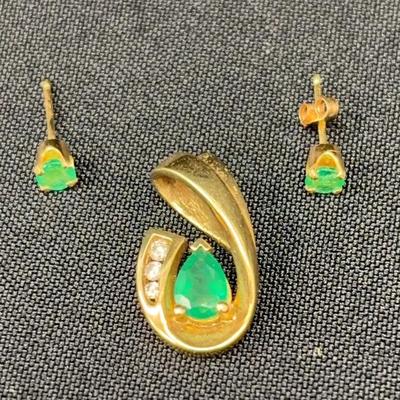 Yellow 10K Gold  Pendant with Diamond and Emerald And 14k Emerald Earrings 