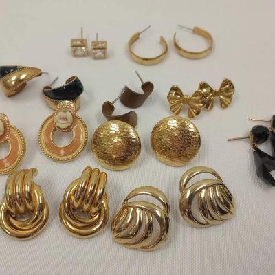 Goldtone Post Earrings #2