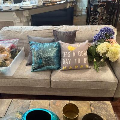 Sale Photo Thumbnail #70