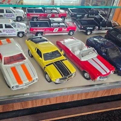 Sale Photo Thumbnail #208