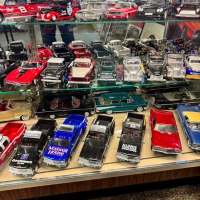 Sale Photo Thumbnail #584