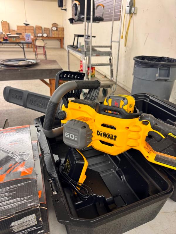 Sale Photo Thumbnail #636