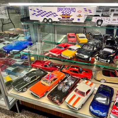 Sale Photo Thumbnail #586