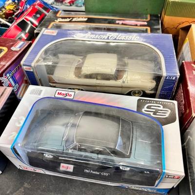 Sale Photo Thumbnail #596