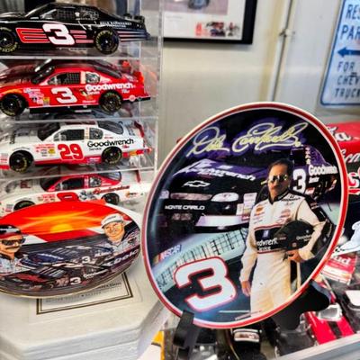 Sale Photo Thumbnail #576