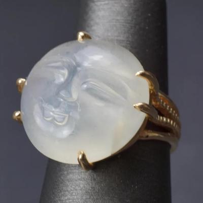 14K Gold Intaglio Round Cabochon Style Ring - Size 4.25
