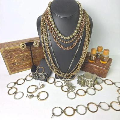 Vintage Copper & Silver Tone Modernist Jewelry with Rebajes Necklace & Carved Wood Box