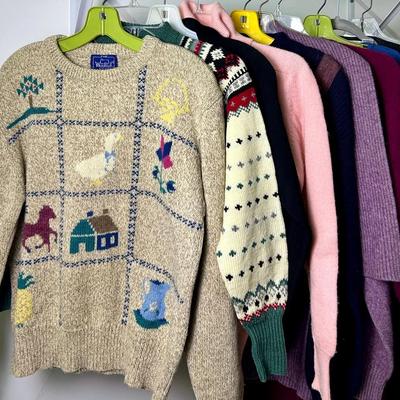 Vintage Woolrich, Cyrano By Sebastian, Pringle, & More Womens Sweaters - Various Sizes