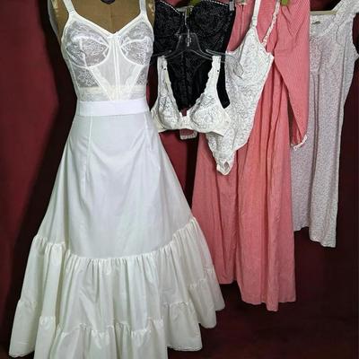 Vintage Bali, Lady Marlene, Annie & More Intimates - 