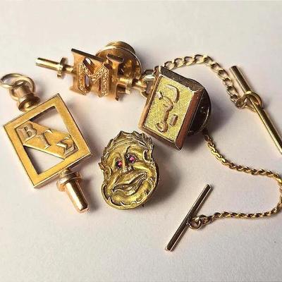 10K & 14K Gold Pins And Pendants