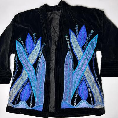 Vintage Embroidered Velvet Jacket - Size M