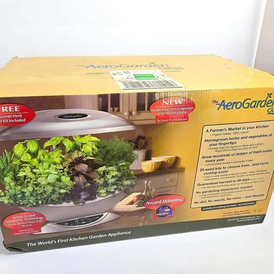 New Aero Garden Classic Herb Garden 
