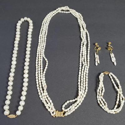 14K Gold Clasped 18" String Pearl Necklace & Rice Pearl Necklace, Bracelet & Earrings;