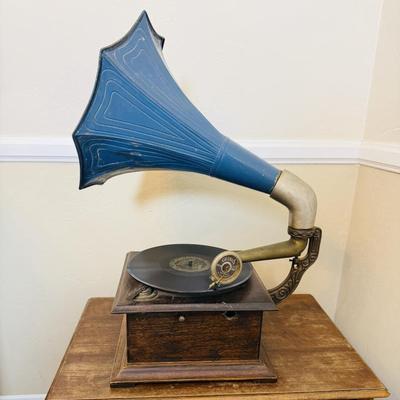 Gramophone Side View