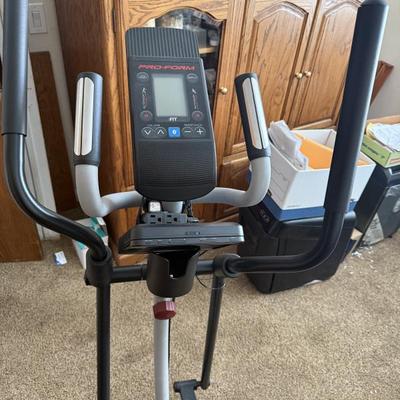 Sale Photo Thumbnail #108: Preform Hybrid Trainer a 2 in 1 home exercise machine that functions as both a Elliptical and a renumber bike.It offers low impact and lower body,