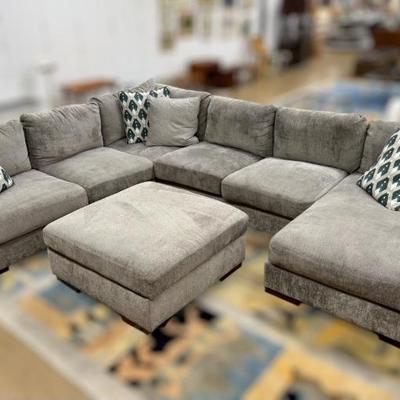 Sale Photo Thumbnail #182