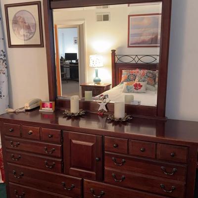 Vaughan Bassett Wood Dresser With Mirror