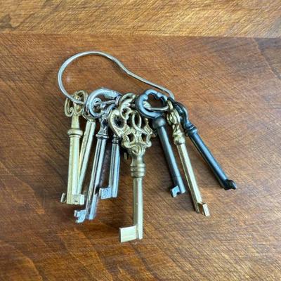 Sale Photo Thumbnail #104