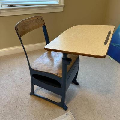 Sale Photo Thumbnail #100