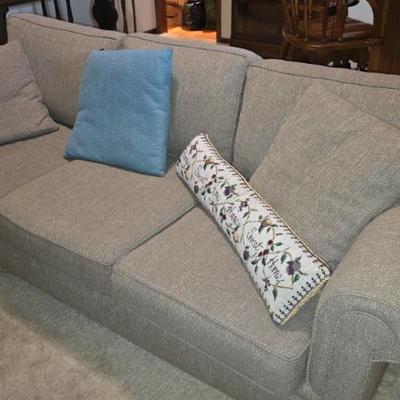 Sale Photo Thumbnail #105