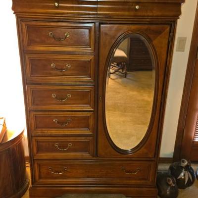 Sale Photo Thumbnail #71