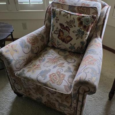 Sale Photo Thumbnail #3