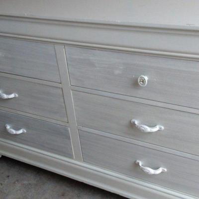 White Dresser w/Dovetail Joinery 