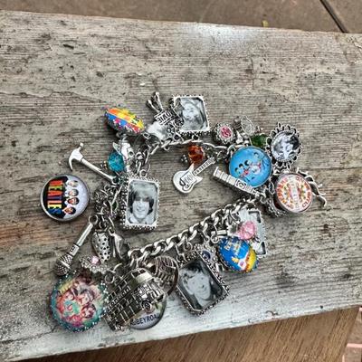 Sale Photo Thumbnail #43