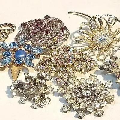 Statement Brooches 