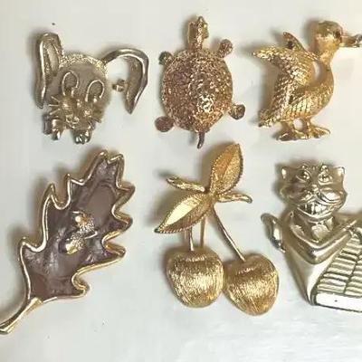 Rabbit, Cat, Duck and Other Character Pins 