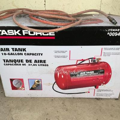 Sale Photo Thumbnail #100