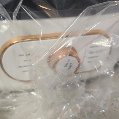 Sale Photo Thumbnail #98