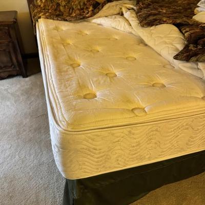 Sale Photo Thumbnail #60