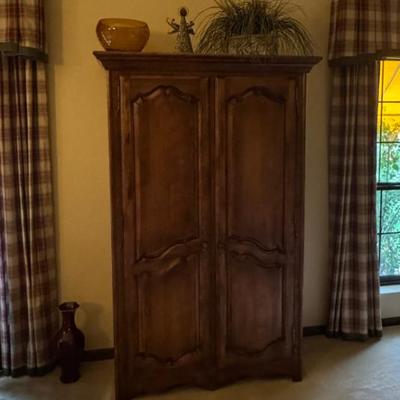 Sale Photo Thumbnail #55