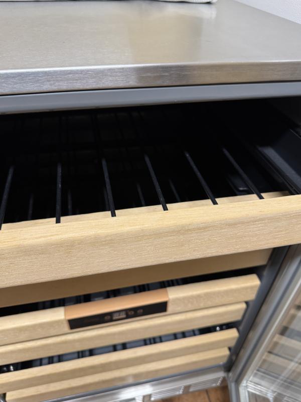 Sale Photo Thumbnail #144