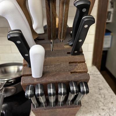 Sale Photo Thumbnail #110