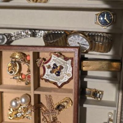 Sale Photo Thumbnail #8