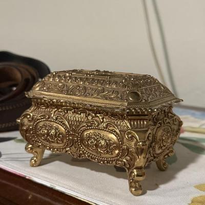 Sale Photo Thumbnail #319