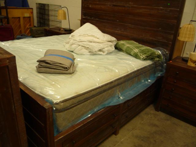 Sale Photo Thumbnail #2