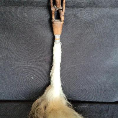 VINTAGE AFRICAN HORSE HAIR-CARVED TRIBAL HANDLE WHIP-FLY SWATTER